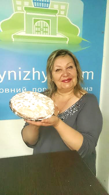 Рецепт тижня, шарлотка з ревенем, рецепти шарлотки