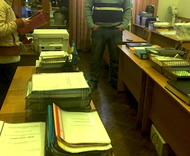 Корупнція НДУ, Ніжин НДУ, 