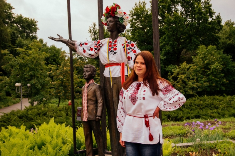 День вишиванки, день вишиванок, НДУ, вишиванка