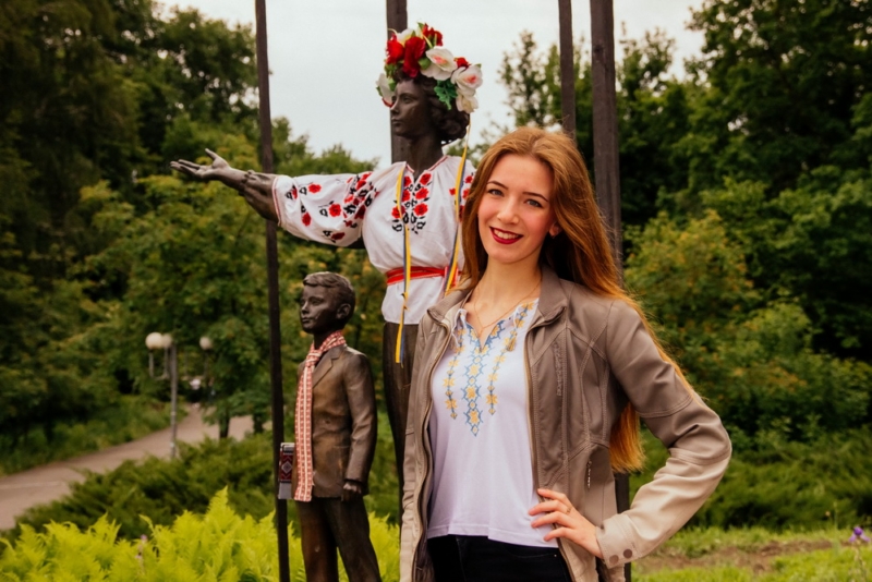 День вишиванки, день вишиванок, НДУ, вишиванка