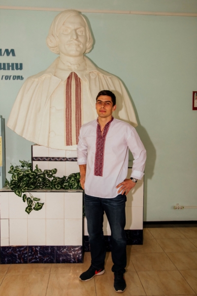 День вишиванки, день вишиванок, НДУ, вишиванка