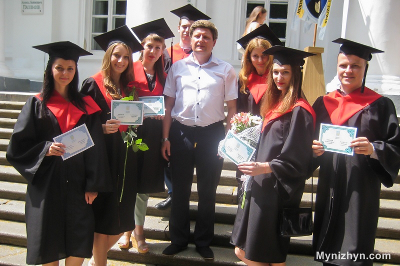 Випуск НДУ, НДУ, червоні дипломи