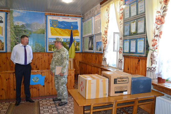 День Конституції України, військовослужбовці, відеоспостереження
