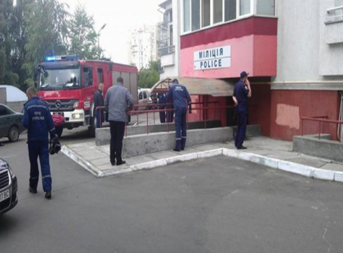У Львові біля відділення міліції на розтяжках підірвалося двоє правоохоронців