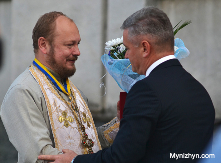 Отця Сергія нагороджено нагрудним знаком "Почесного громадянина Ніжина"