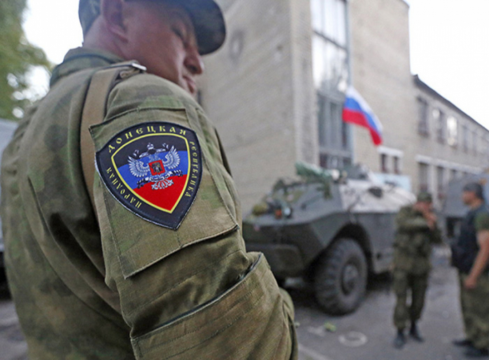 У бойовиків активізувалися снайпери і йде перекидання танків на Донецьк – експерт