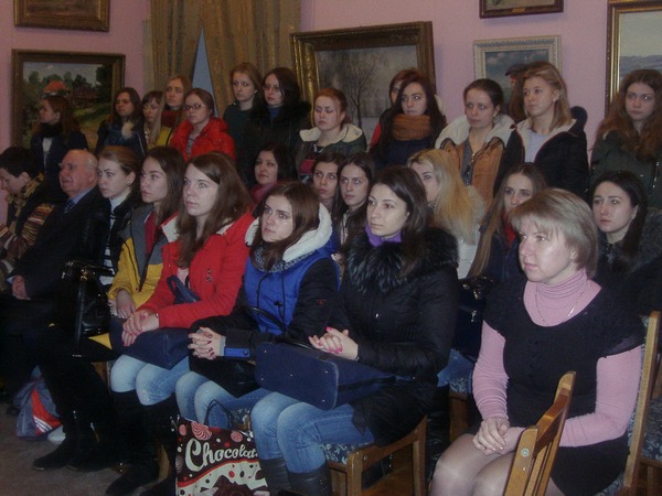 В Ніжинському університеті відбулась виставка робіт художника  Олександра Якимченка