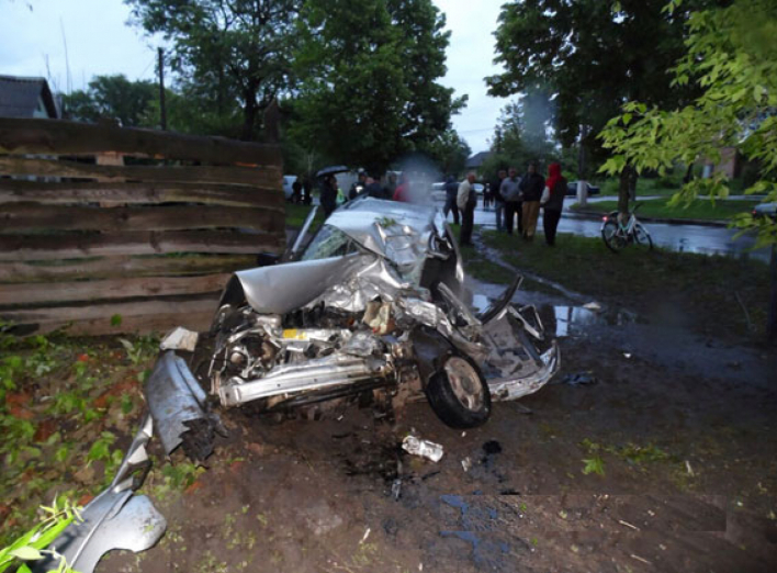 На Чернігівщині внаслідок ДТП 8-річний хлопчик залишився сиротою