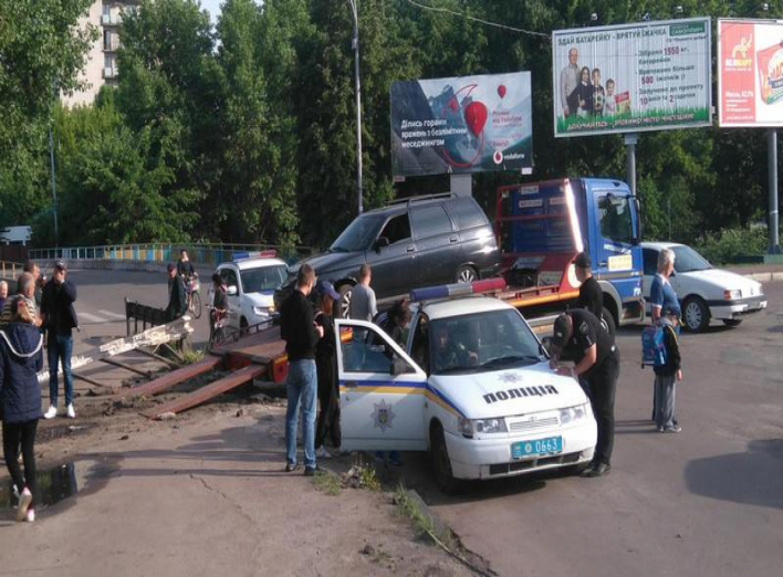 Сталася ДТП навпроти "Пасажу"