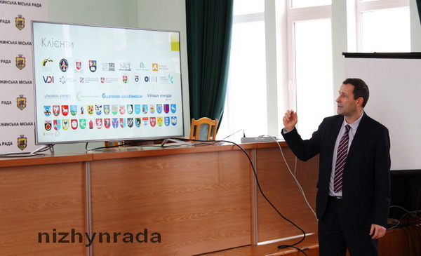Литовська компанія «NEVDA» представила у Ніжині два електронні проекти