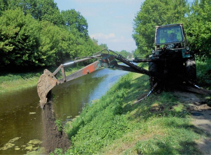 В результаті злив на минулому тижні були пошкоджені укоси річки Остер