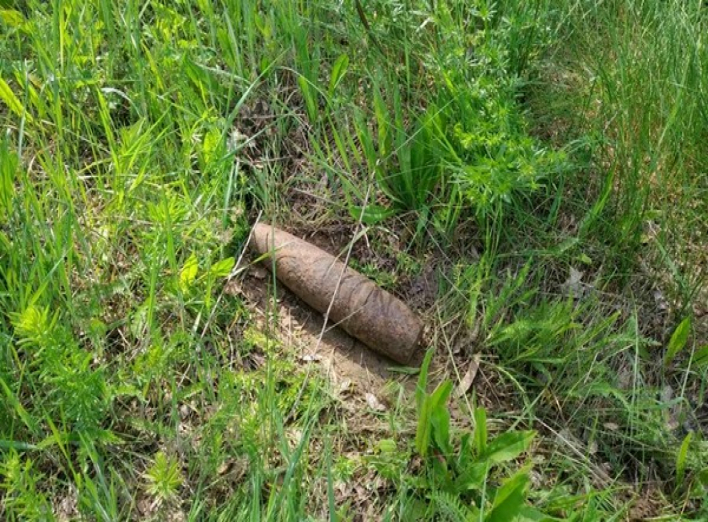 На Ніжинщині виявили артилерійські снаряди