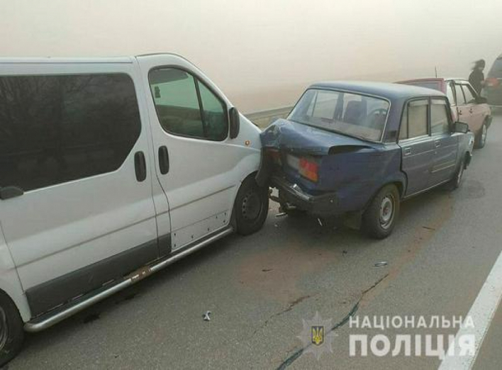 На Чернігівщині пилова буря спричинила масштабну ДТП. Фото