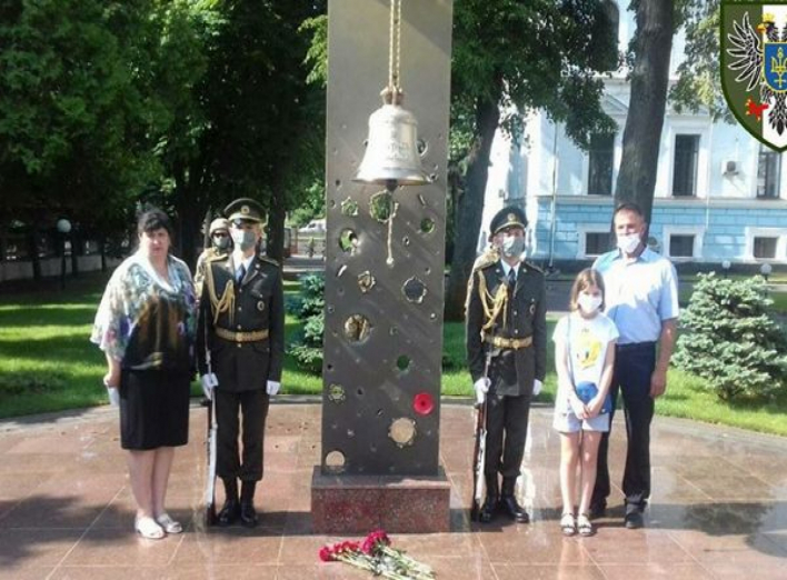 Вшанували пам'ять ніжинського воїна Сергія Рябухи