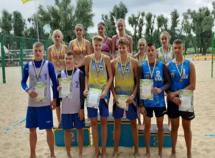 Юних ніжинців відзначили на чемпіонаті з пляжного волейболу 
