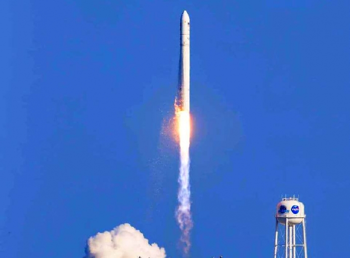 У запущеній американській космічній ракеті є елементи виготовлені в Чернігові! фото