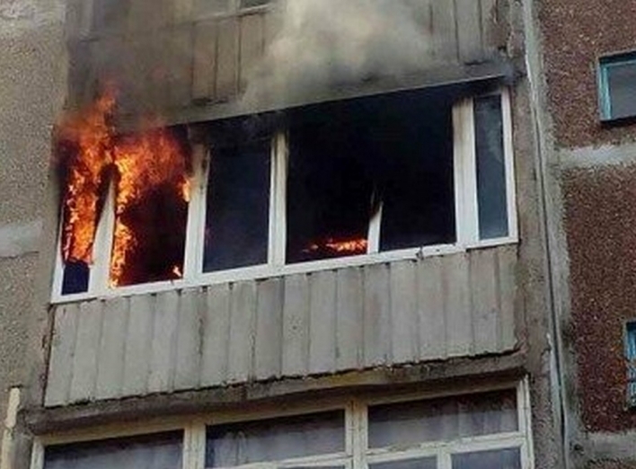 Пожежа у Ніжині: горів балкон фото