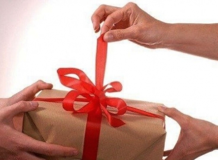 Тест "Чи вмієте ви дарувати подарунки" фото