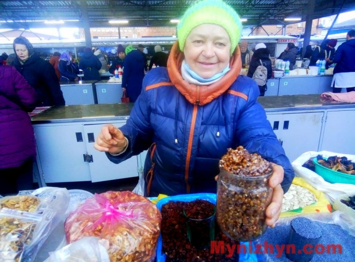 У Ніжині кутю продають на баночки фото У Ніжині кутю продають на баночки фото