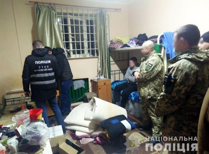 Поліцейські  викрили підозрюваних у розбійному нападі на мешканців Ніжина