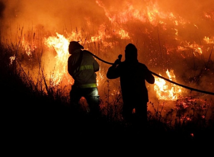 Аргентина: наймасштабніші в історії країни лісові пожежі (фоторепортаж, відео) фото