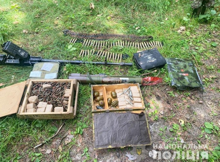 Чернігівщина: виявлено склад боєприпасів, залишених рашистами фото