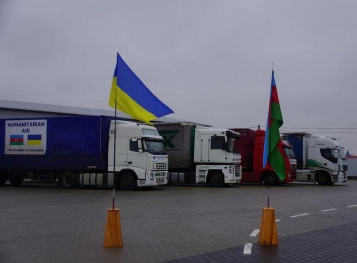  В Україну надійшли з Азербайджану трансформатори та електростанції  фото