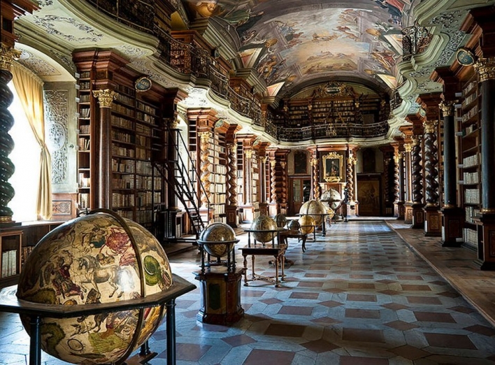 Найкрасивіша бібліотека в світі (Фото) фото