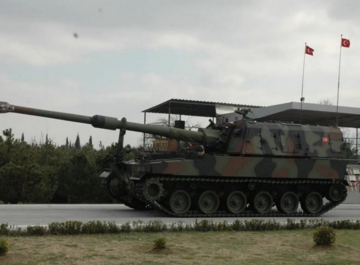 Україна може отримати турецькі 155-мм САУ Firtina: що про них відомо фото
