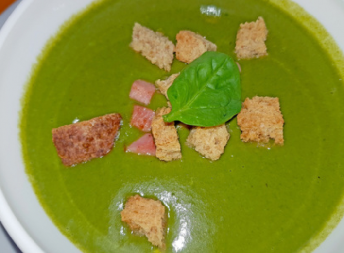 Ніжний крем-суп зі шпинатом: лише спробуйте фото