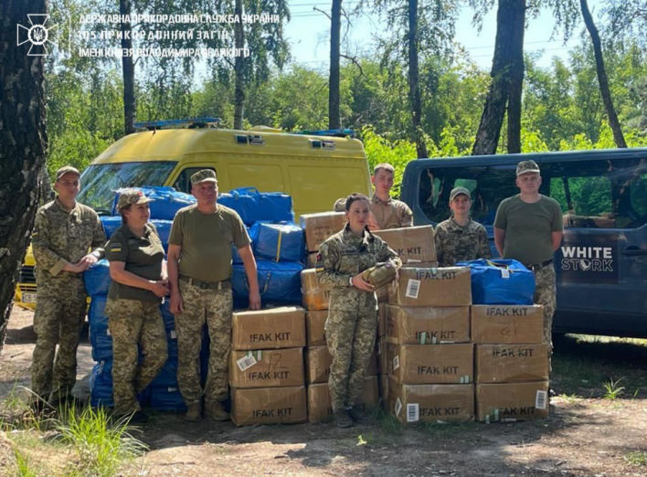 Прикордонники Чернігівщини отримали сучасні аптечки: комплектація за стандартами НАТО фото