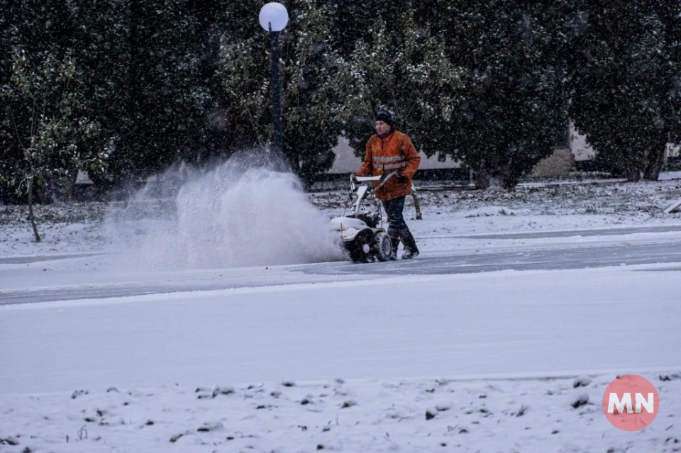  У Ніжині випав перший сніг (Фоторепортаж) фото №7