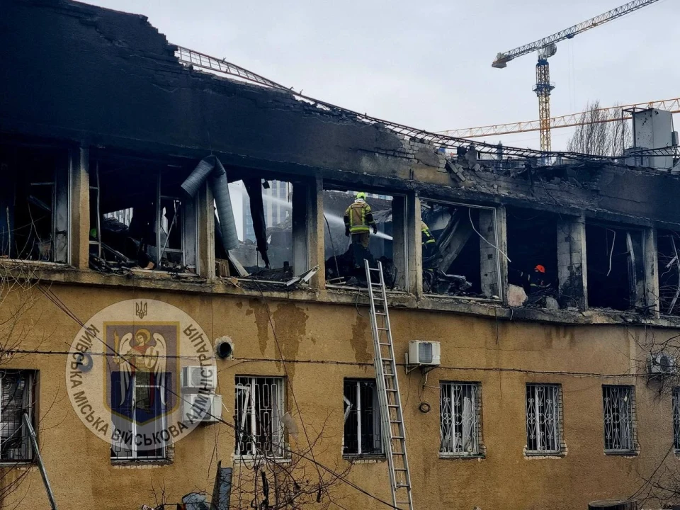 Київ у вогні: наслідки атаки росіян 7 лютого фото №11