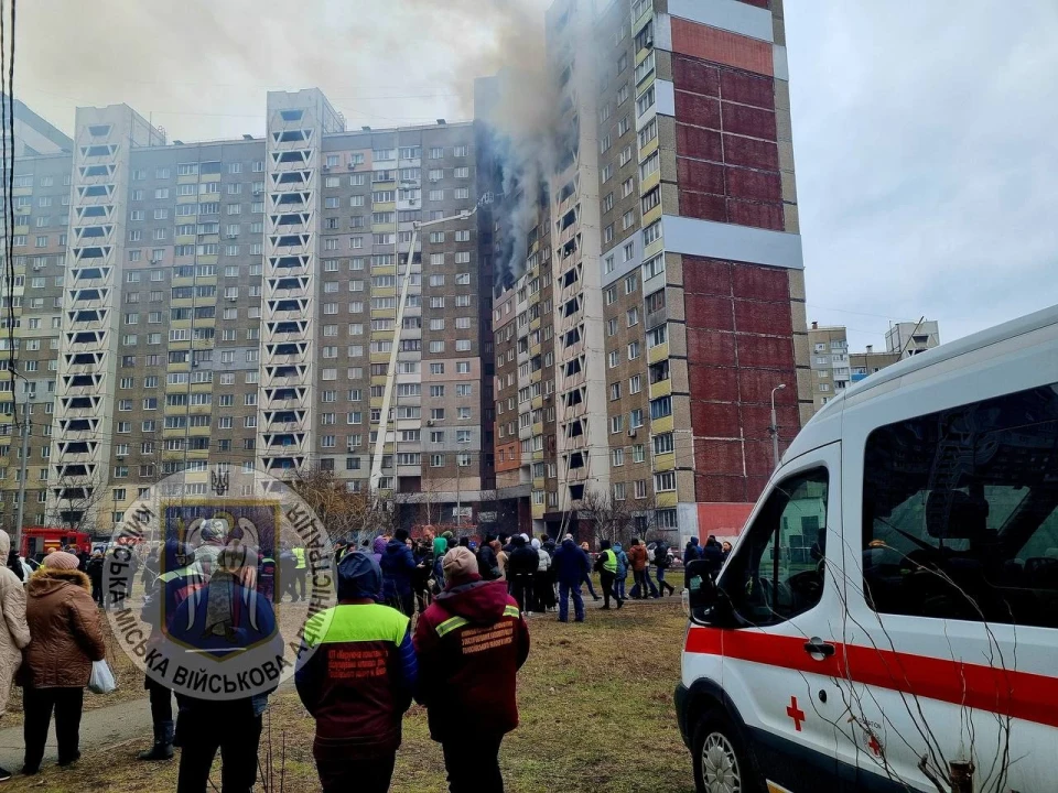 Київ у вогні: наслідки атаки росіян 7 лютого фото №15
