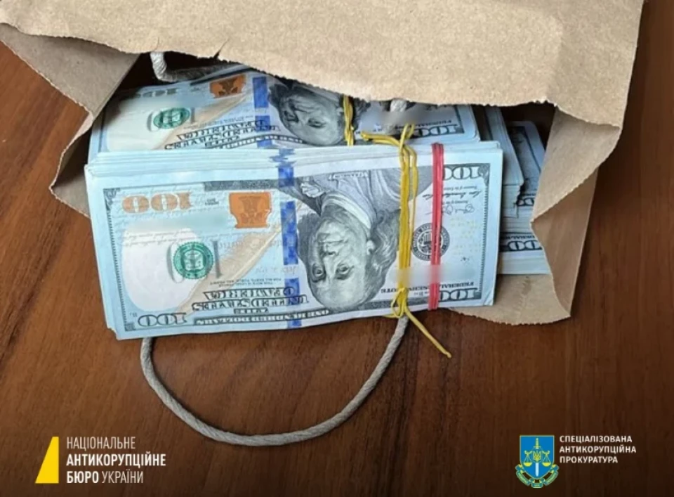 Двох депутатів Сумської облради піймали на хабарі у 100 тисяч доларів: подробиці фото №2