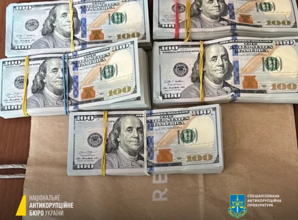 Двох депутатів Сумської облради піймали на хабарі у 100 тисяч доларів: подробиці фото №3