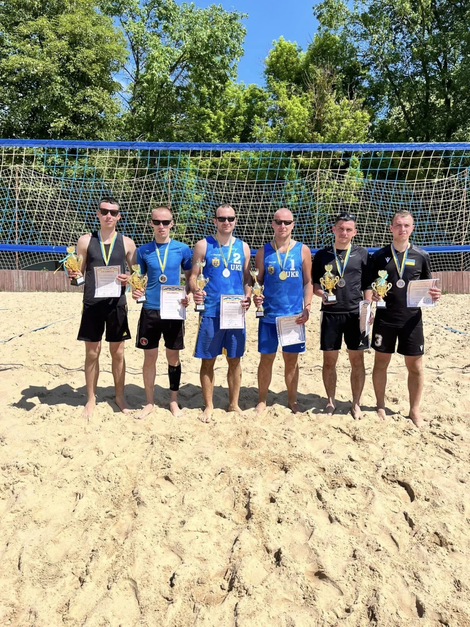 Було гаряче: у Ніжині відбувся чемпіонат міста з пляжного волейболу серед чоловіків фото №4
