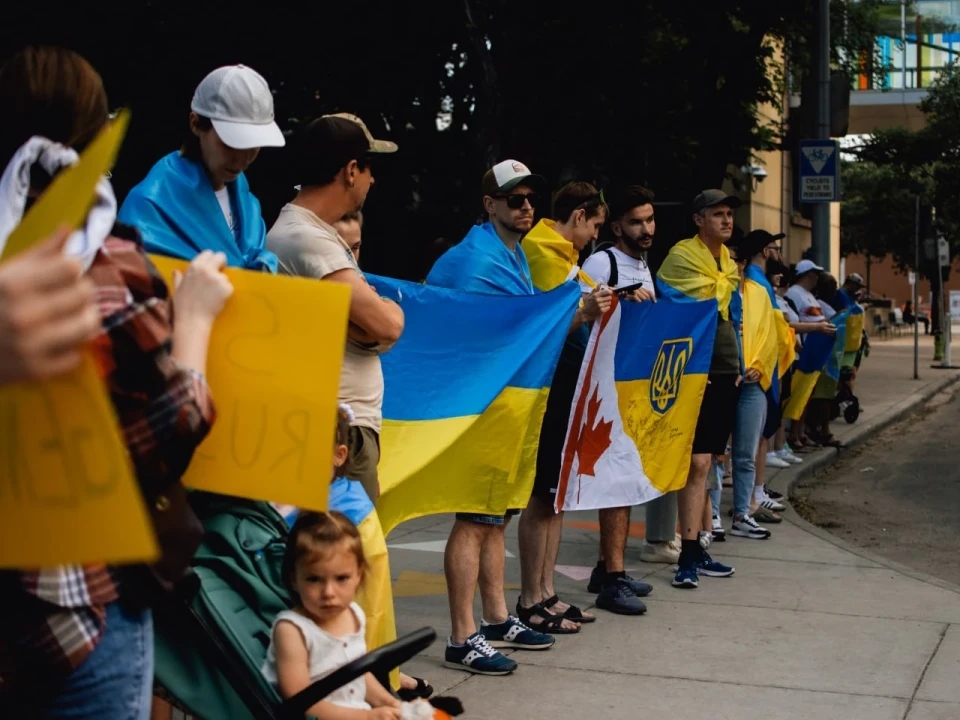 Українські козаки в Канаді: інтерв'ю з Ангеліною Таран про підтримку ЗСУ, мітинги та життя в Калгарі фото №6