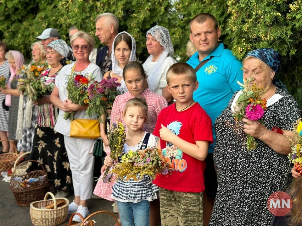 Медовий Спас: як у Покровській церкві в Ніжині освячували маковії фото №20