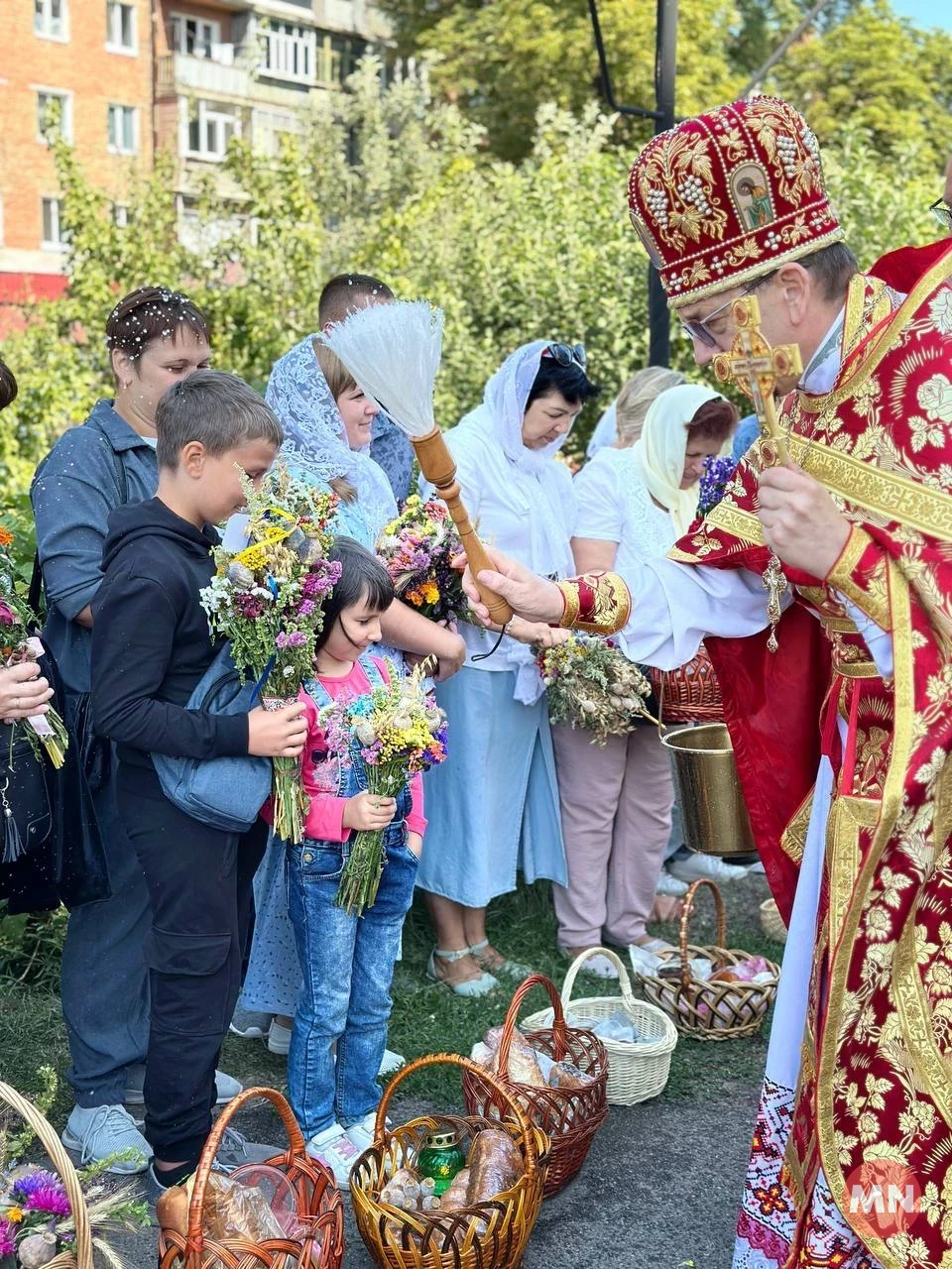 Медовий Спас: як у Покровській церкві в Ніжині освячували маковії фото №16