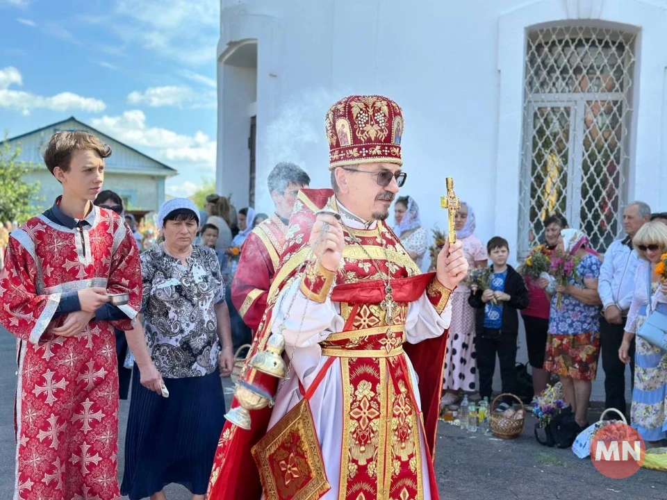 Медовий Спас: як у Покровській церкві в Ніжині освячували маковії фото №15