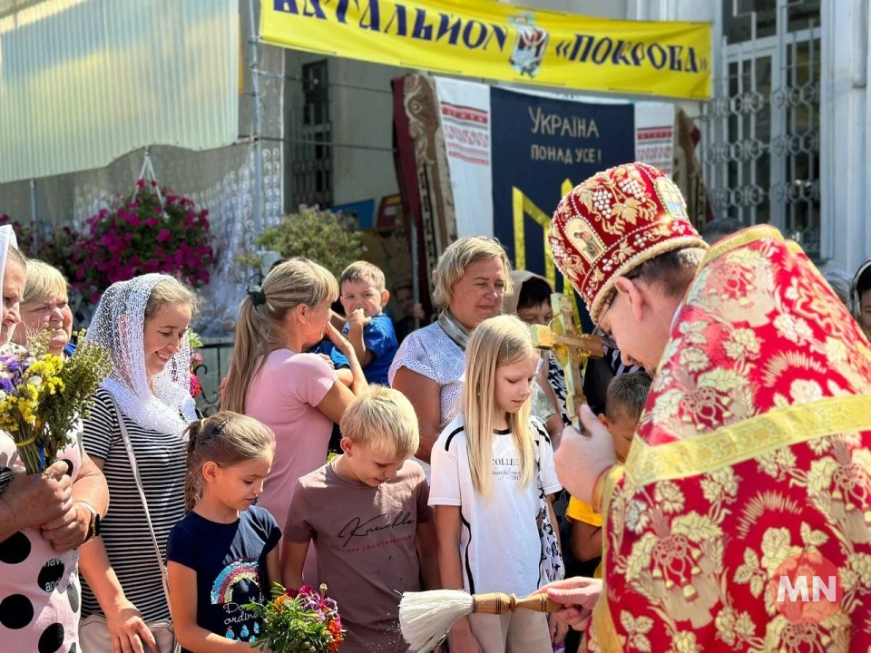 Медовий Спас: як у Покровській церкві в Ніжині освячували маковії фото №3