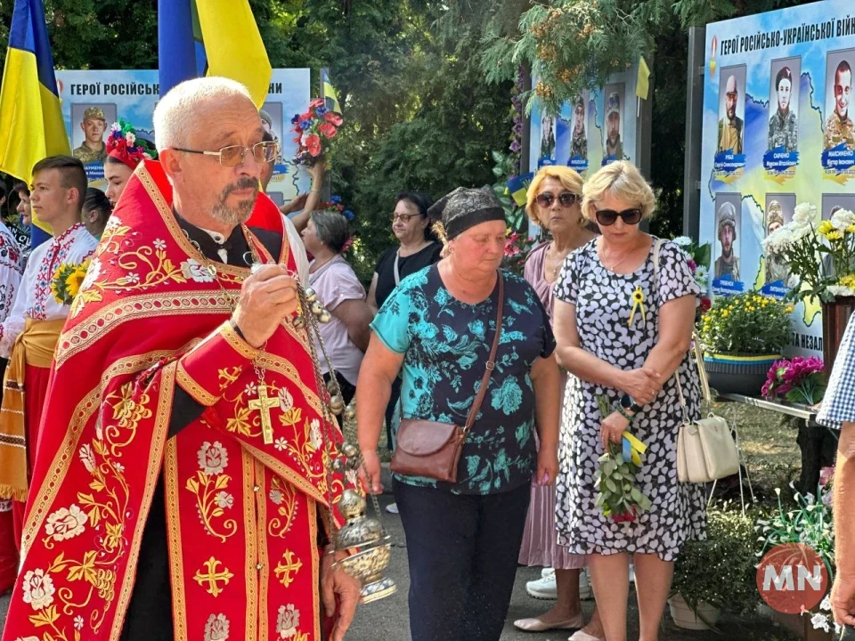 У Ніжині вшанували пам'ять загиблих Захисників — Фото фото №6