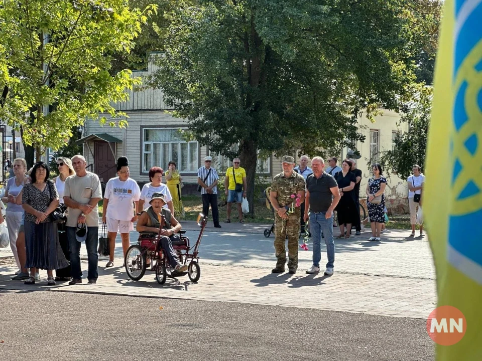 У Ніжині вшанували пам'ять загиблих Захисників — Фото фото №13