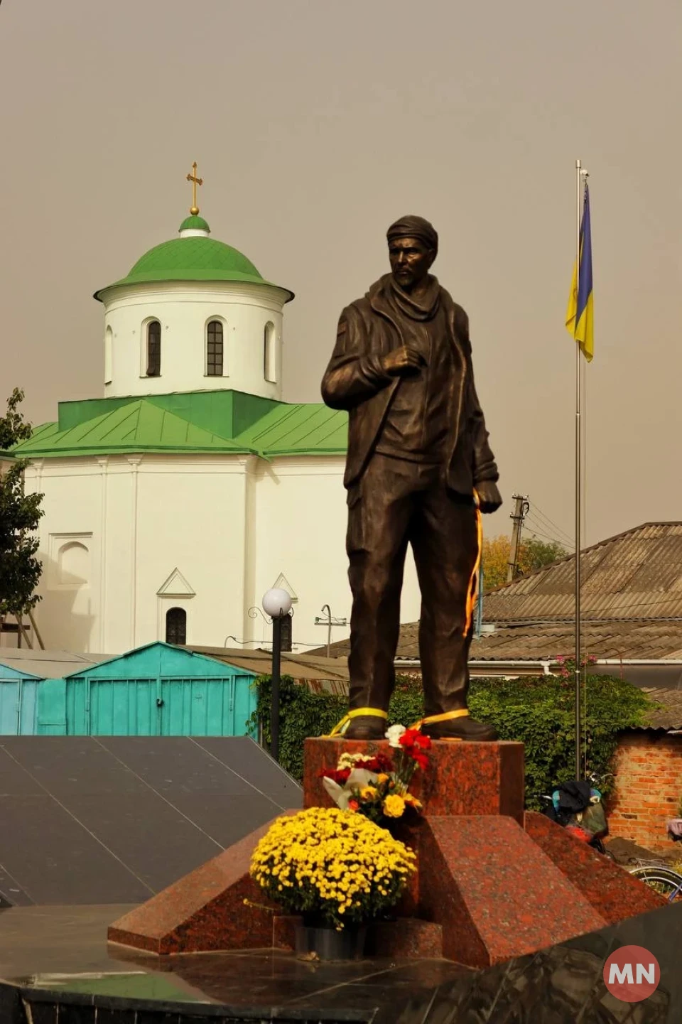 Шануємо їх подвиг: у Ніжині відкрили три стенди пам'яті загиблих захисників фото №20