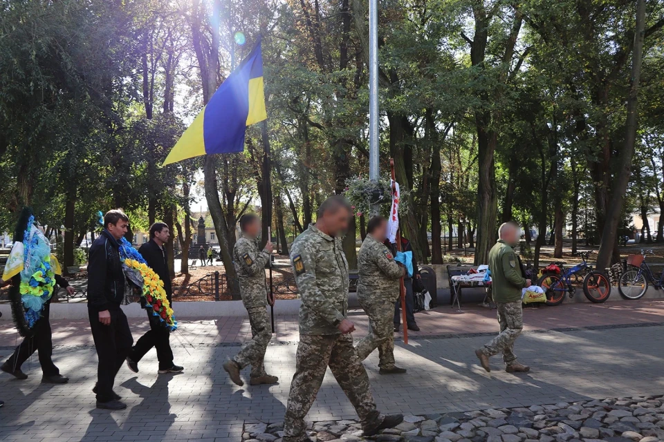 Ніжин попрощався з Воїном — Миколою Киричком  фото №3