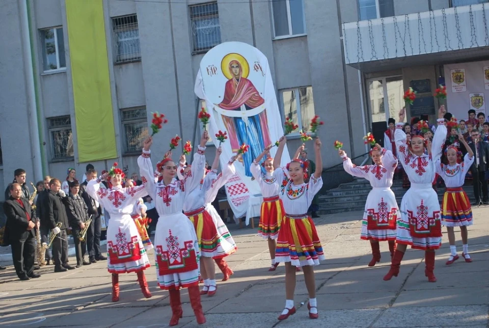 Сотні майстрів з усіх куточків України: яким ми запам'ятали Покровський ярмарок у Ніжині фото №1