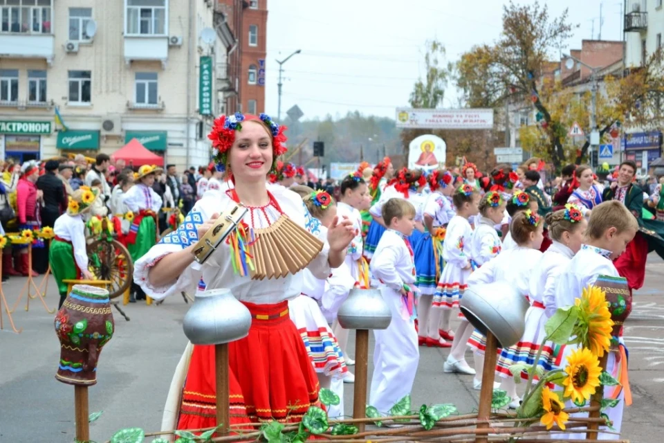 Сотні майстрів з усіх куточків України: яким ми запам'ятали Покровський ярмарок у Ніжині фото №3