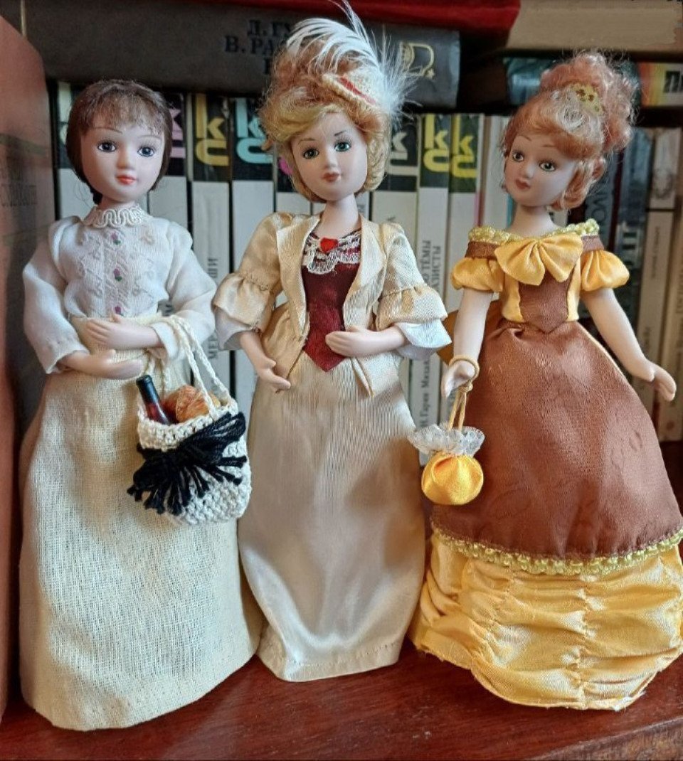 У Ніжині можна побачити Джейн Ейр та Міс Ерлін: колекція ляльок Валерії Марченко  фото №3