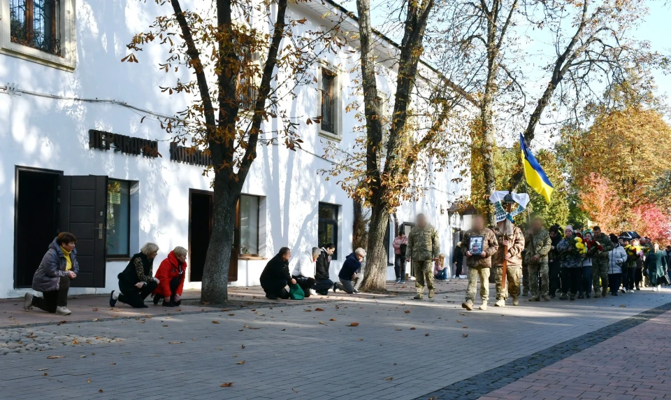 Ніжин попрощався з Воїном — Геннадієм Загнієм фото №6